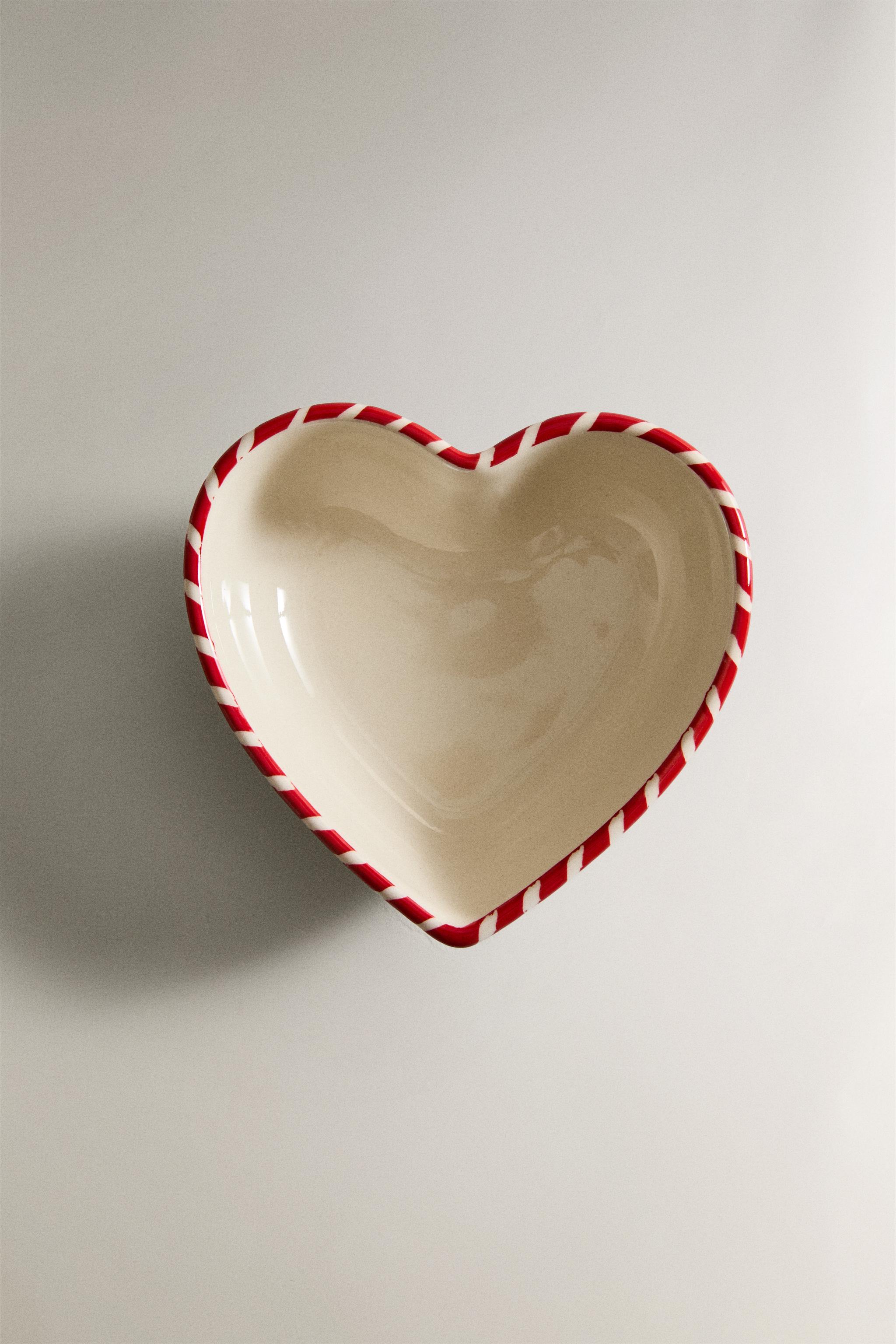 HEART STRIPED CHRISTMAS STONEWARE BOWL